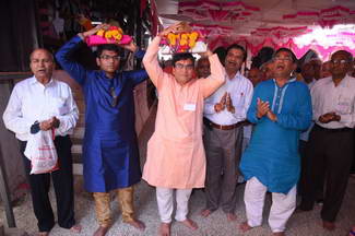 વડોદરા ના શાહ પરિવાર દ્વારા ગઢડા માં કથા