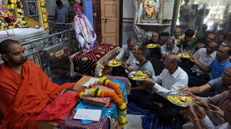 Malad (mumbai) Katha Swami.Chapaiyaprakashdas