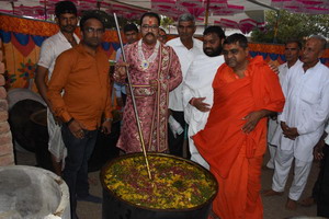 દિવ્ય શાકોત્સવ એવમ સત્સંગ સભા લિખાળા